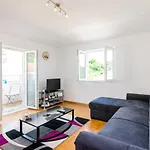 Ana Apartment